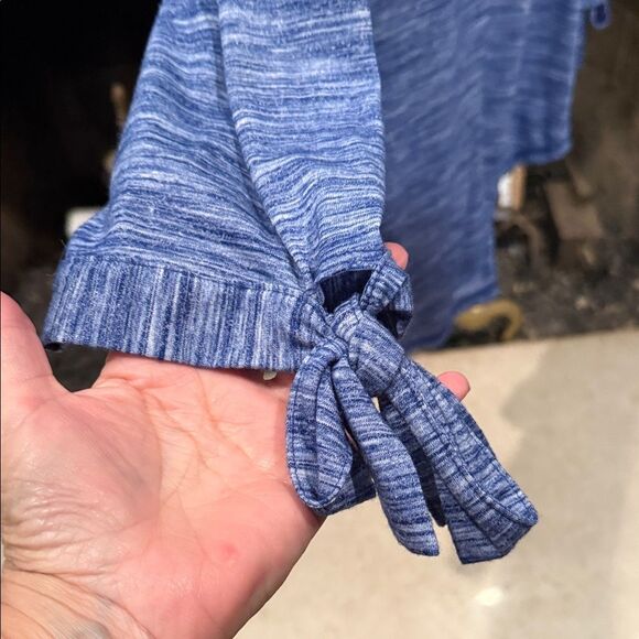 T by Talbots Blue Heathered Blouse with Tie Sleeves size Large - Picture 4 of 5